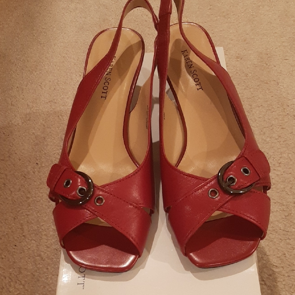 Karen Scott Red Women's Slingback Sandals.New,never worn 8.5M